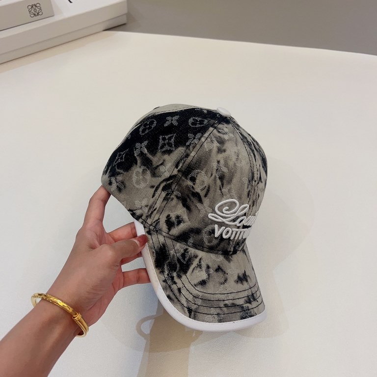 Louis Vuitton Baseball Cap LouisVuitton   new LV baseball cap, heavy duty, perfect splicing washed denim, high-end atmospheric