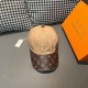 LV (Louis Vuitton) new original single baseball cap.With box cloth bag, LV (Louis Vuitton) new original single baseball cap, old flower splicing, 11 open mold customized, original printing satin fabric   counter old flow