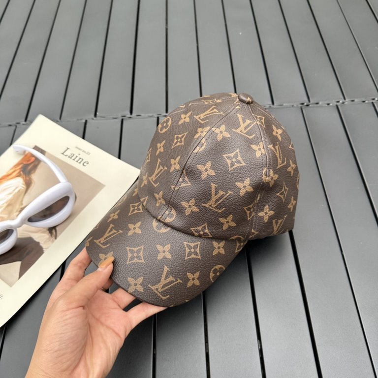 LV Louis Vuitton, classic original single baseball cap, excellent word of mouth, the original head layer cowhide, lightweight and breathable! The quality is superb, the base head circumference of 57, the patch can be adj