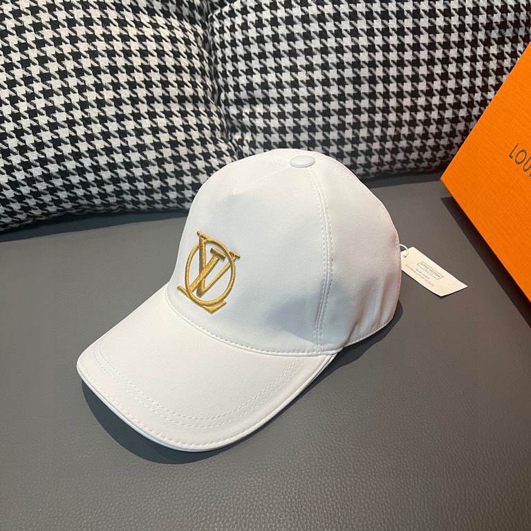 New model shipmentWith box bag, LV (Louis Vuitton) new original single baseball cap, LV gold silk embroidery, counter 11 open mold customized, original cotton fabric   head layer cowhide, fine embroidery! Awesome quality