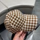 LV (Louis Vuitton) new original single baseball cap, old flower splicing, 11 open mold customized, original denim fabric   counter old flower leather, workmanship is meticulous and perfect, the quality is superb, the bas