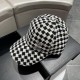 LV (Louis Vuitton) new original single baseball cap, old flower splicing, 11 open mold customized, original denim fabric   counter old flower leather, workmanship is meticulous and perfect, the quality is superb, the bas