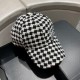 LV (Louis Vuitton) new original single baseball cap, old flower splicing, 11 open mold customized, original denim fabric   counter old flower leather, workmanship is meticulous and perfect, the quality is superb, the bas