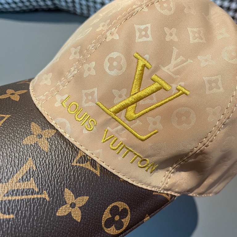 LV (Louis Vuitton) new original single baseball cap.With box cloth bag, LV (Louis Vuitton) new original single baseball cap, old flower splicing, 11 open mold customized, original printing satin fabric   counter old flow