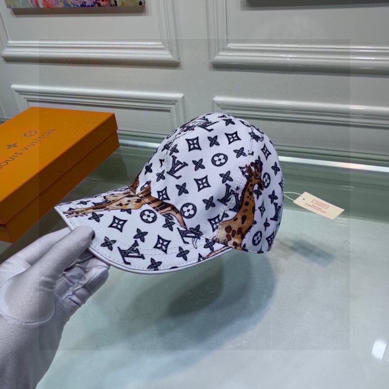 LV Louis Vuitton baseball cap.With box cloth bag, LV Louis Vuitton new original single baseball cap, animal silkscreen, 11 open mold customized, original silkscreen satin fabric   head layer cowhide, fashionable and hand