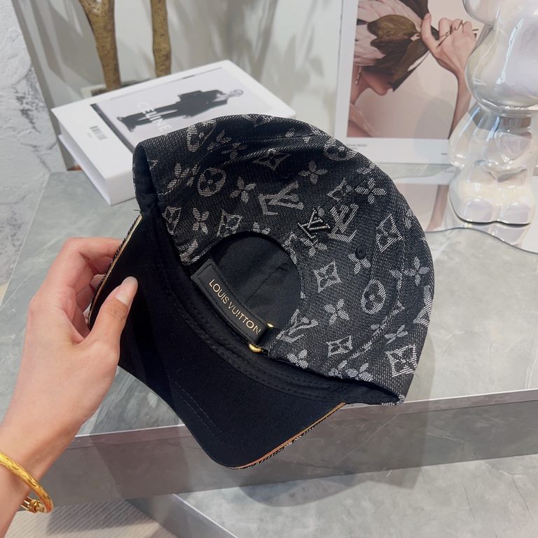 Louis Vuitton LV   new abrasive washed blue baseball cap, casual versatile Japanese system do old retro cowboy duck tongue cap, men and women with the same models