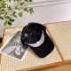 LV Louis Vuitton   official website high version of the shipment, the classic baseball cap, a very classic classic, popular retro beauty, available in all seasons, out of the must-have, very show a small face!