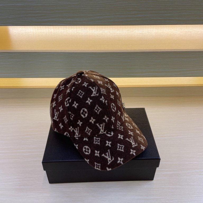 LV (Louis Vuitton) new duck tongue cap, tweed baseball cap, 100% wool fabric  % Haute Couture, head circumference 57cm