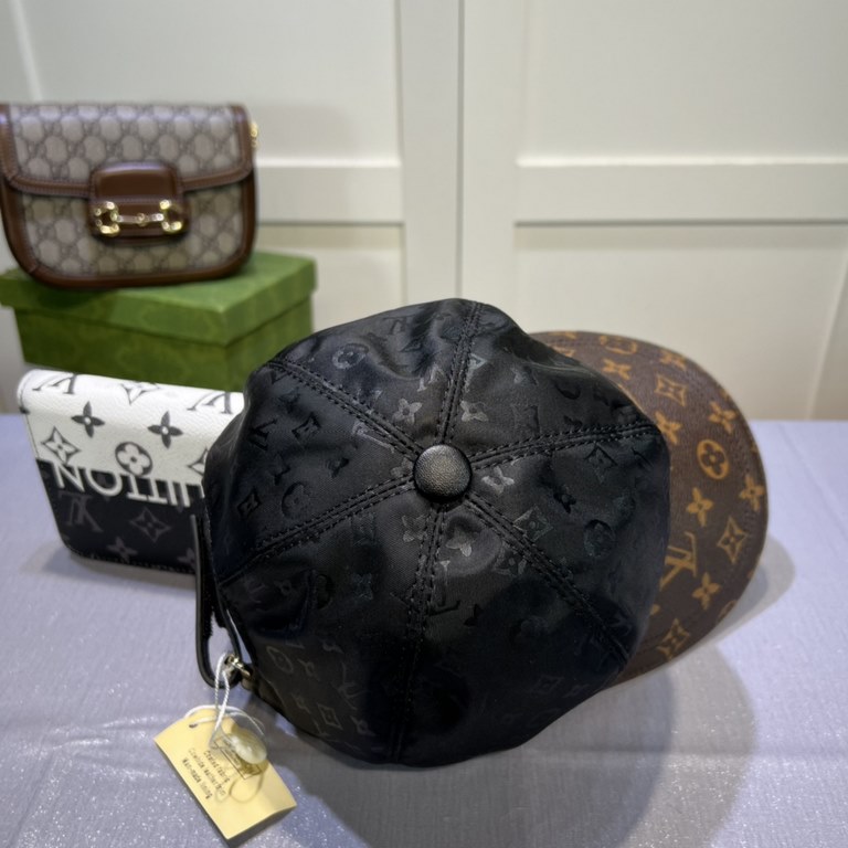 LV (Louis Vuitton) new original single baseball cap, old flower splicing, 11 open mold customized, the original printing satin fabric   counter old flower leather, meticulous and perfect workmanship, quality is superb, t