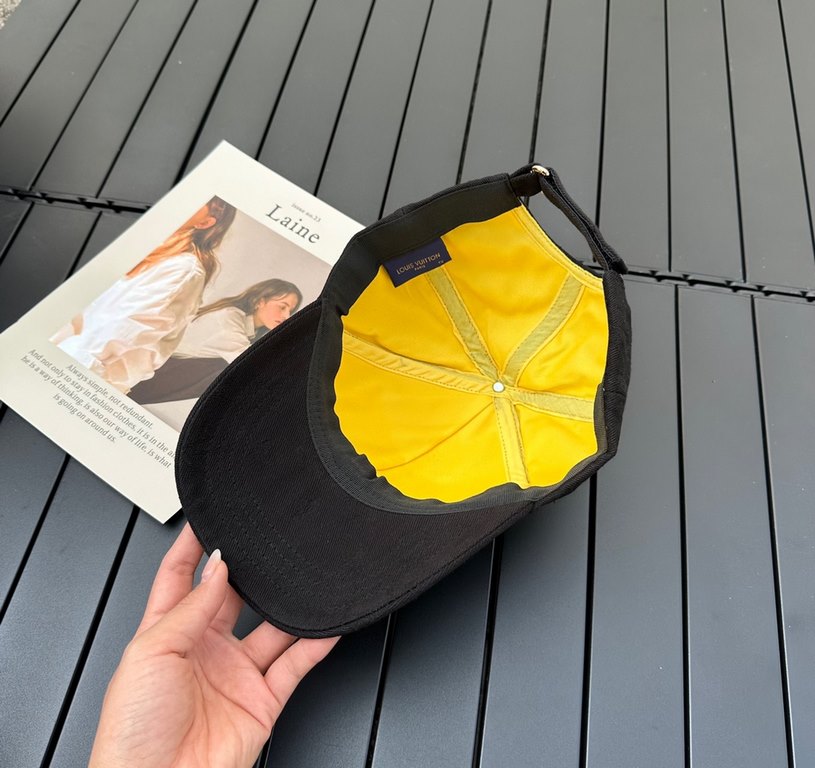 Louis Vuitton Baseball Caps LouisVuitton   New LV baseball caps, heavy construction   high-end atmosphere, versatile models   men and women!