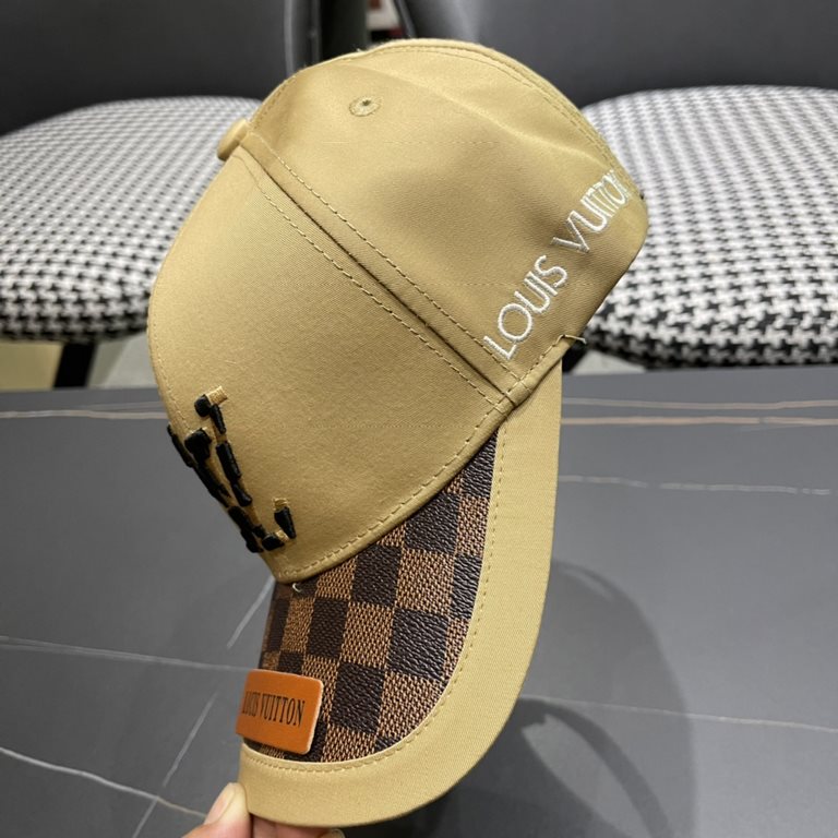 . LouiVuittonLV  Counter new Louis Vuitton home embroidered baseball cap, simple and generous Men and women universal sun hat.