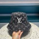 Lv embroidered lettering patchwork washed denim embroidered fisherman hatWashed denim color, show the same model, soft and comfortable fabricsHundreds of casual models, closed eyes into!