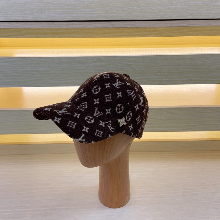 LV (Louis Vuitton) new duck tongue cap, tweed baseball cap, 100% wool fabric  % Haute Couture, head circumference 57cm