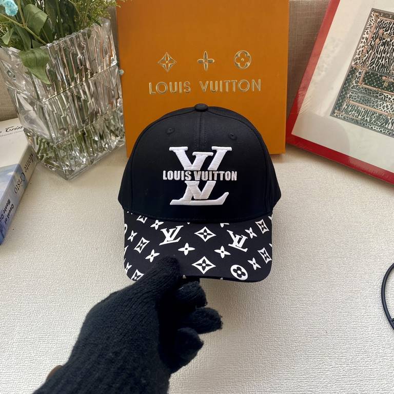 LouiVuittonLV   counter new Louis Vuitton home embroidery baseball cap, simple and generous Men and women universal baseball cap