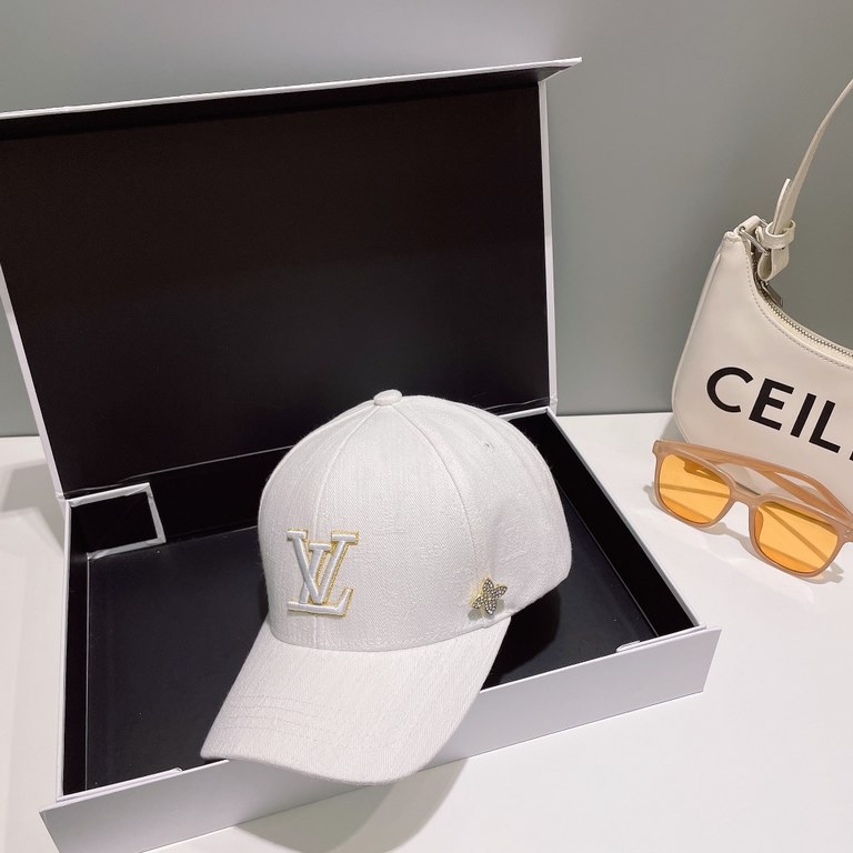 LV   counter new Louis Vuitton home embroidery baseball cap, simple and generous Men and women universal sun hat