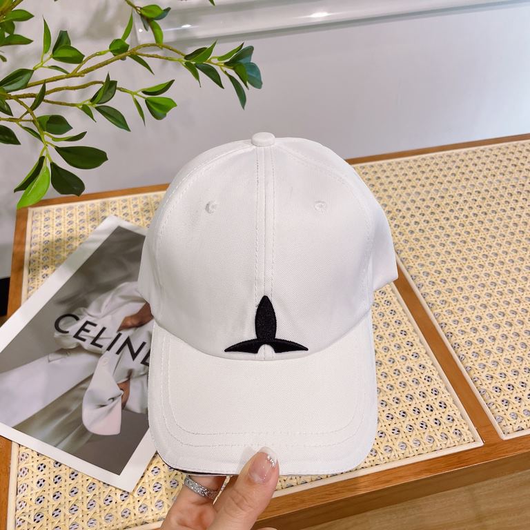 LV (Louis Vuitton) new original single baseball cap, LV embroidery, counter 11 open mold customized, original canvas fabric   head layer cowhide, fine embroidery! Awesome quality, base head circumference 56, patch adjust