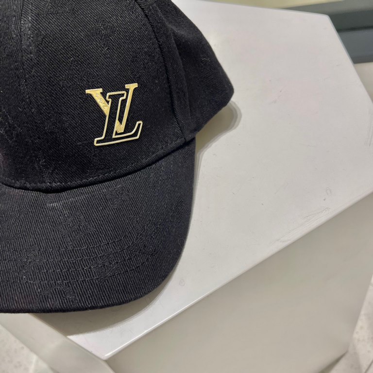 LV Louis Vuitton Classic Baseball Cap   fire goods, versatile items   casually with a good look Quality is awesome   fashion versatile de