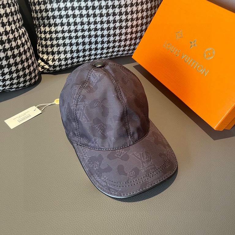 With box cloth bag, LV (Louis Vuitton) new original single baseball cap, Lv silkscreen, counter 11 open mold customized, original custom fabric   head layer cowhide, cotton lining, light and breathable! Awesome quality, 