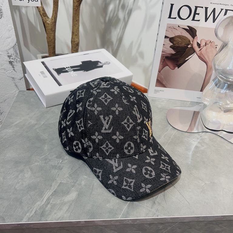 Louis Vuitton LV   new grinding edge washed blue baseball cap, casual versatile Japanese system do old retro cowboy duck tongue cap, men and women with the same models