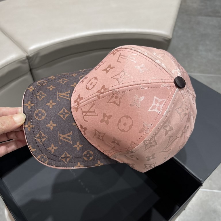 Louis Vuitton LouisVuitton 2023 spring and summer new LV baseball cap, heavy construction   perfect old flower camouflage, high-end atmosphere, versatile models   men and women!