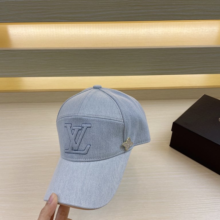 LV (Louis Vuitton) original single baseball cap, washed denim, counter 11 open mold customized, original denim fabric   head layer cowhide, lightweight and breathable! Awesome quality, base head circumference 56, adjusta