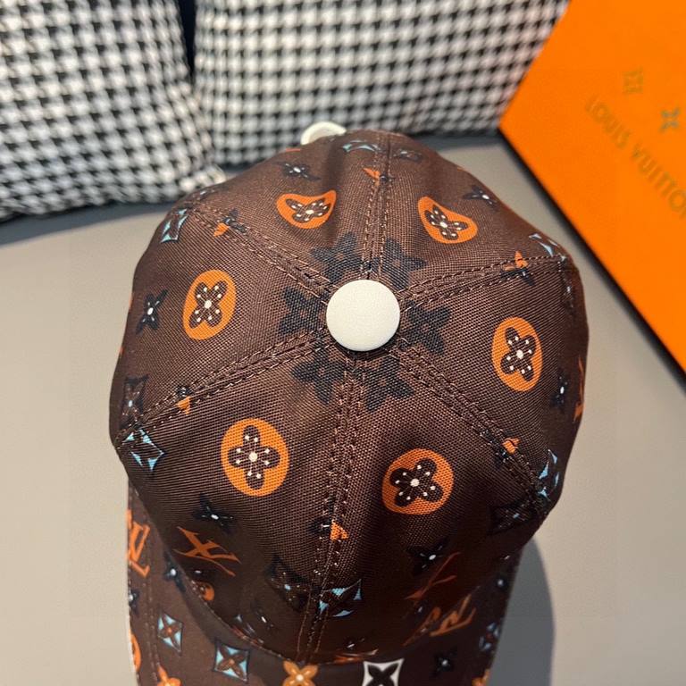 LV (Louis Vuitton) new original single baseball capWith box bag, LV (Louis Vuitton) new original single baseball cap, counter 11 open mold customized, original canvas material   head layer cowhide, lightweight and breath