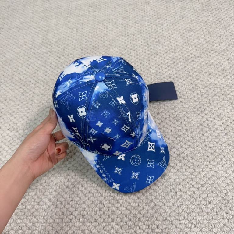 LV Louis Vuitton Classic Baseball Caps   Fire shipments, versatile items   casually with a good look The quality is superb   fashionable versatile