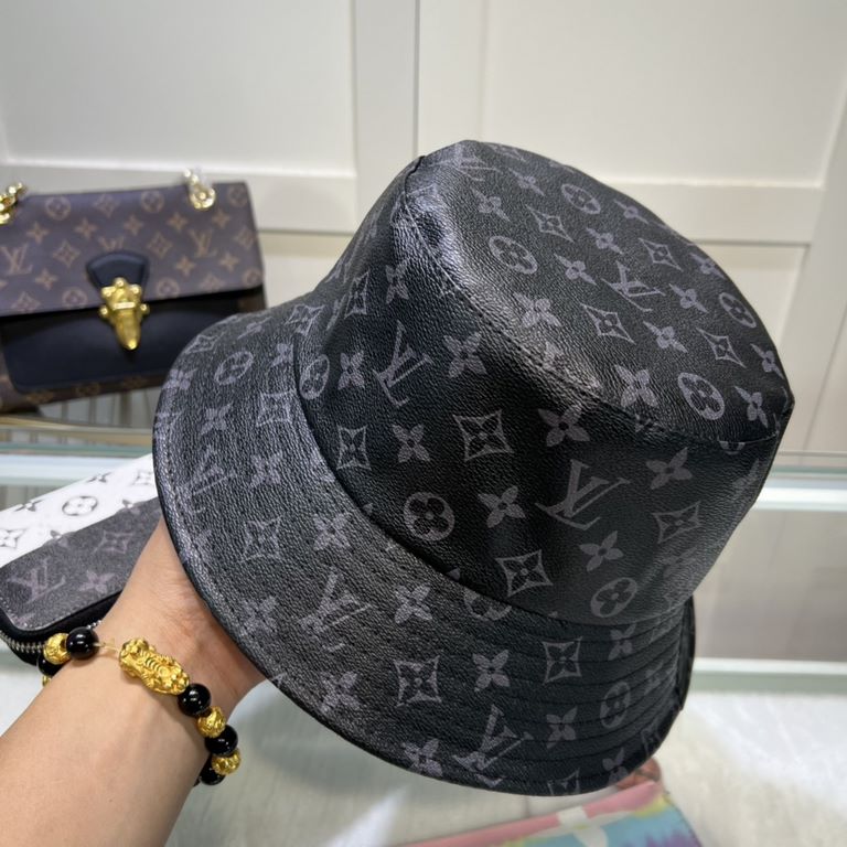 PLV Louis Vuitton official website version of the shipment, the classic fisherman's hat, a very classic classic, popular retro beauty, available in all seasons, out of the necessary, very show face is small!