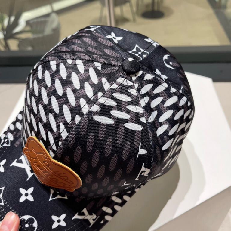 LV spring and summer show models full logo baseball cap  Snowflake   old flower baseball cap fisherman hatVisual sense, spring and summer burst hot single product