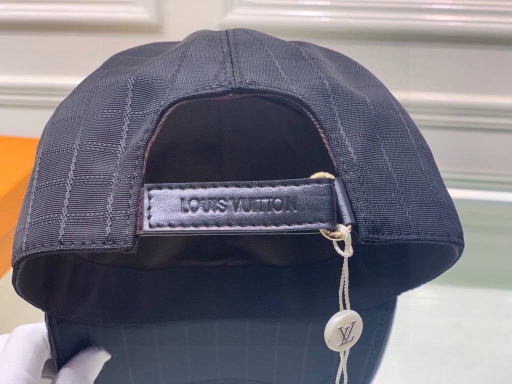 With packaging cloth bag, LV Louis Vuitton new original single baseball cap, checkered webbing, 11 open mold customized, original canvas fabric   head layer cowhide, checkered style simple handsome, quality is superb, th