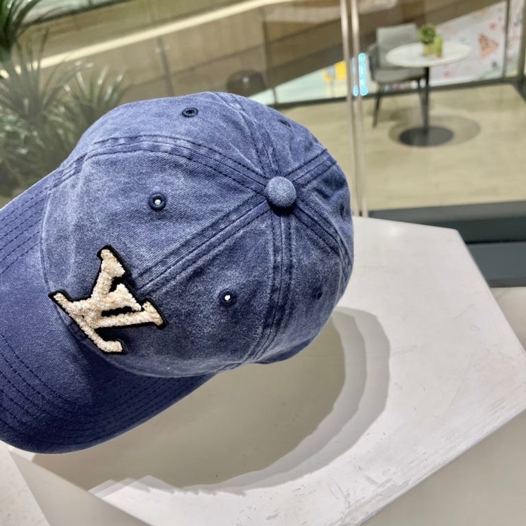 LV baseball cap   2023 new Louis Vuitton baseball cap   fire shipments, versatile single product   casually with a good look Quality is superb   fashionable versatile