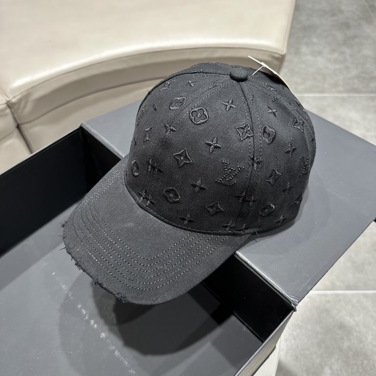 LV Louis Vuitton] new full print logo pattern models baseball cap, counter synchronization shipments, big name models with super good, hurry to get!