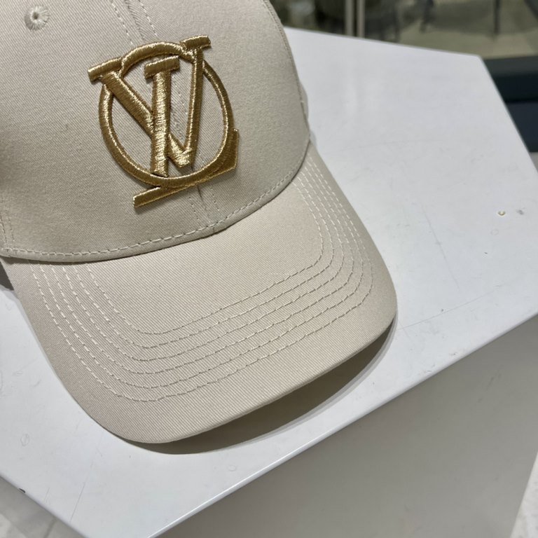 Louis Vuitton   LV baseball cap  , simple atmosphere full of personality Exquisite embroidery design Full of fashion sense   This hat is definitely worth getting!