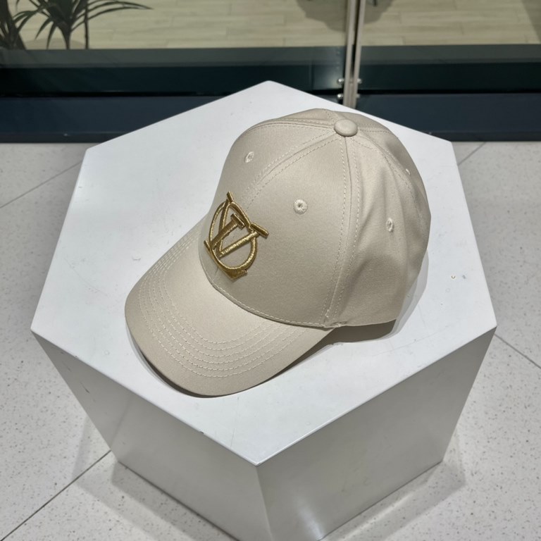 Louis Vuitton   LV baseball cap  , simple atmosphere full of personality Exquisite embroidery design Full of fashion sense   This hat is definitely worth getting!