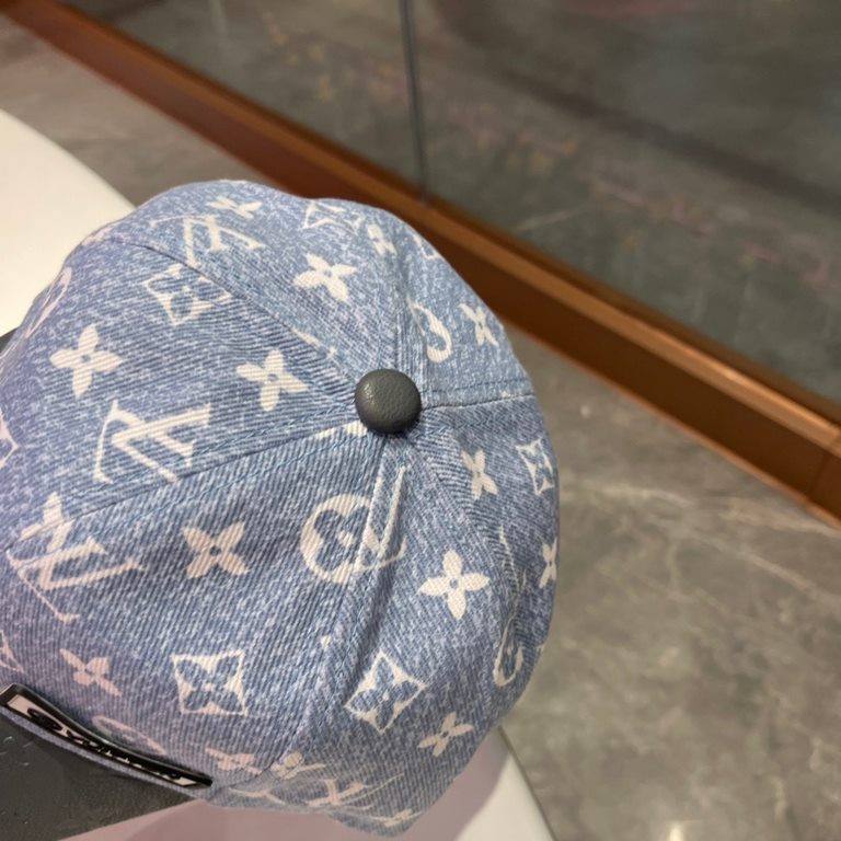 P on the new! Louis Vuitton LouisVuitton   new LV baseball cap, heavy construction   early spring collection of high-end atmosphere, versatile models   men and women!