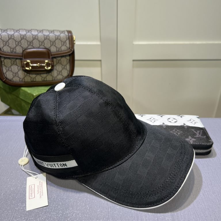 LV (Louis Vuitton) new original single baseball cap, 11 open mold customized, original printed satin fabric   counter plaid leather, meticulous and perfect workmanship, awesome quality, base head circumference 56, patch 