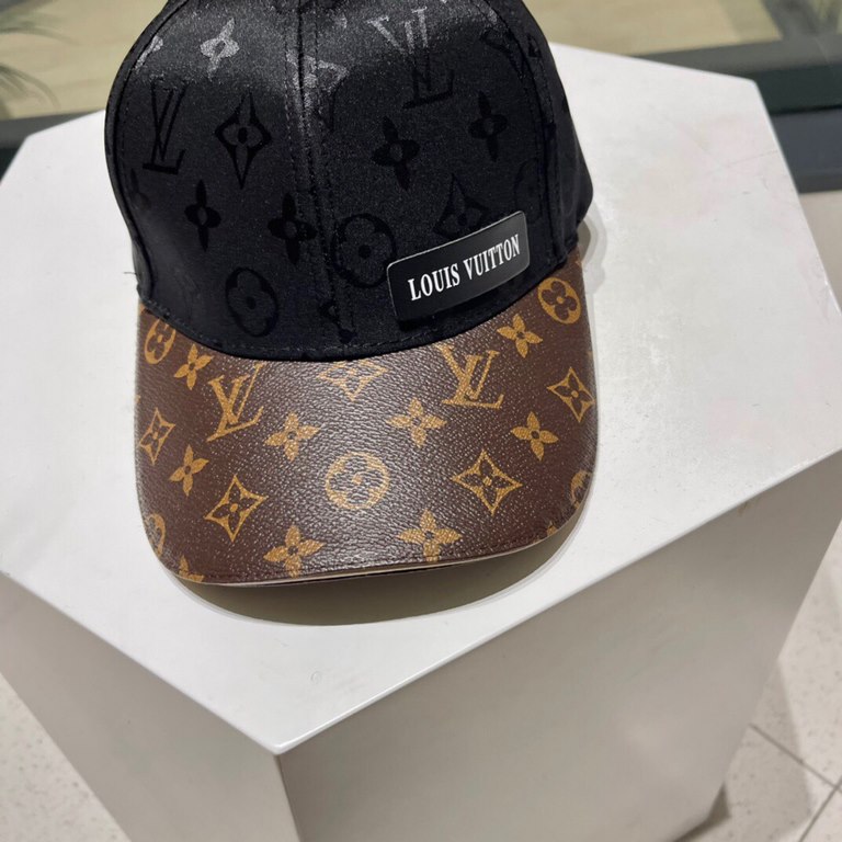 LV Louis Vuitton   official website high version of the baseball cap shipment, classic baseball cap, LOGO embroidery, very classic classic, popular retro beauty, available in all seasons, out of the must-have, very show 