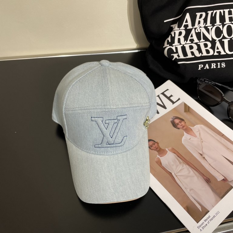 LV (Louis Vuitton) original single baseball cap, washed denim, counter 11 open mold customized, original denim fabric   head layer cowhide, lightweight and breathable! Awesome quality, base head circumference 56, adjusta