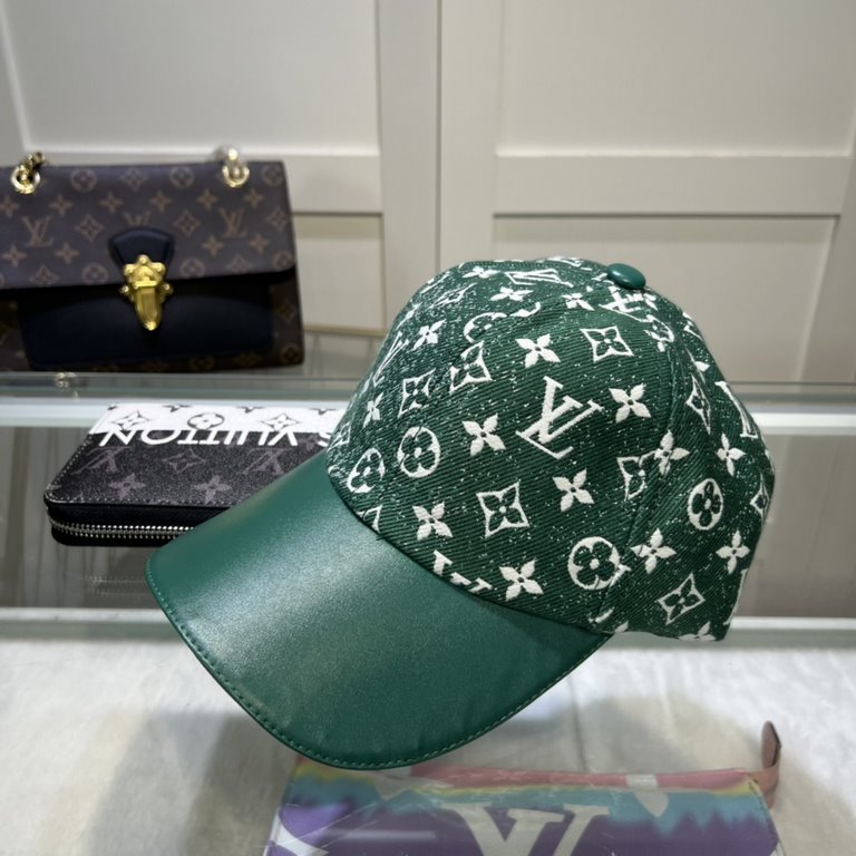 Year classic quotes LouiVuittonLV   counter new Louis Vuitton home embroidery baseball cap, simple and generous Men and women universal sun hat, the