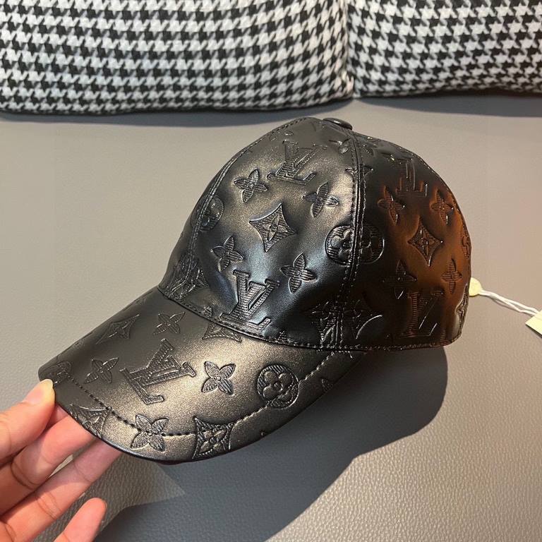 New model shipment!With box cloth bag, LV Louis Vuitton new original single baseball cap, leather printing, counter 11 open mold customized, accurate pair of flowers. Original head layer cowhide   cotton lining, lightwei