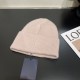 LV Louis Vuitton official website classic knit cap! Little red book hot selling explosive models! Wear a god! Men and women with the same models, thickened warmer, fashionable and popular   texture first-class, the best 