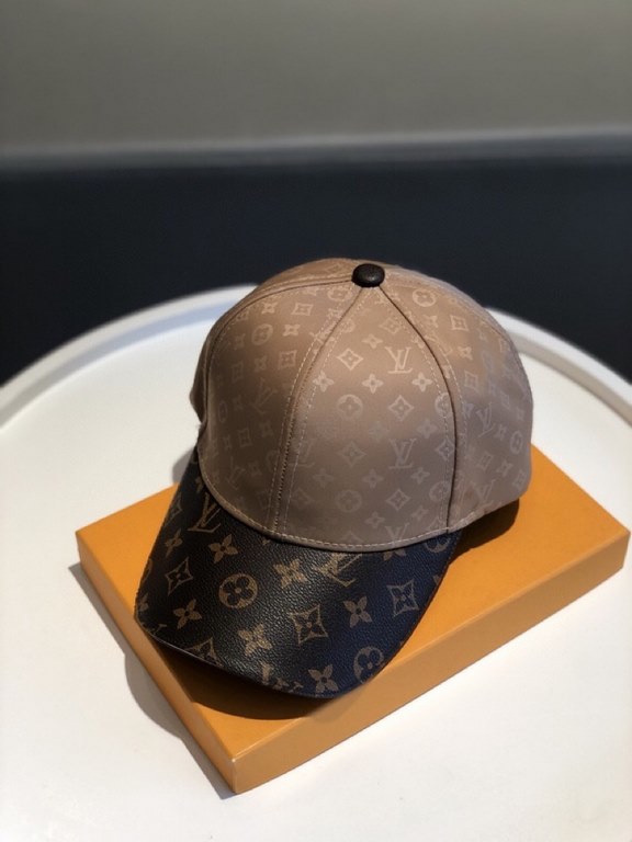 Batch    Louis Vuitton Baseball Caps LouisVuitton   New LV baseball caps, heavy duty   perfectly spliced leather, high-end atmosphere, versatile models   men and women!