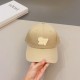 LV Louis Vuitton   official website embroidered version of the shipment, the classic baseball cap, a very classic classic, popular retro beauty, go out the must-have, very show the face is small!