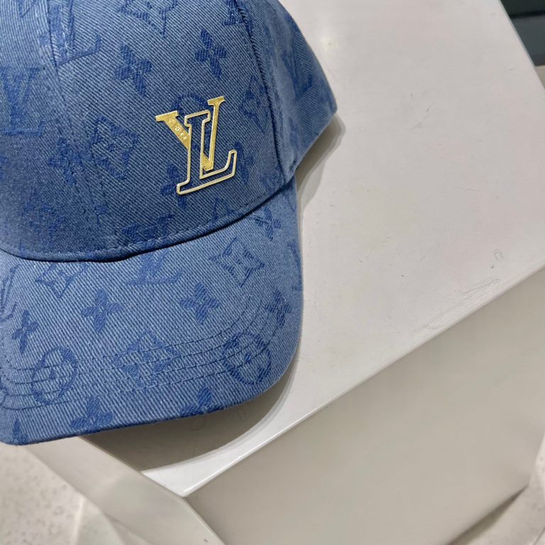 LV Louis Vuitton Classic Baseball Cap   fire goods, versatile items   casually with a good look Quality is awesome   fashion versatile de