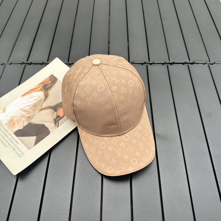 LouiVuittonLV  counter new Louis Vuitton home embroidery baseball cap, simple and generous Men and women universal sun hat