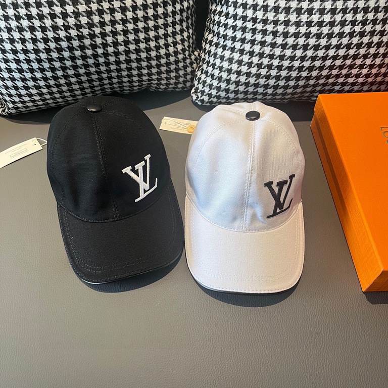 LV (Louis Vuitton) new original single baseball capWith box cloth bag, LV (Louis Vuitton) new original single baseball cap, LV embroidery, counter 11 open mold customized, original canvas fabric   head layer cowhide, fin