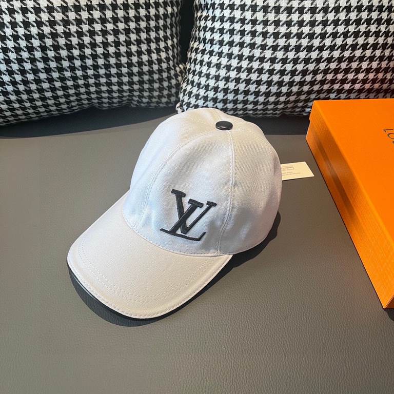 LV (Louis Vuitton) new original single baseball capWith box cloth bag, LV (Louis Vuitton) new original single baseball cap, LV embroidery, counter 11 open mold customized, original canvas fabric   head layer cowhide, fin