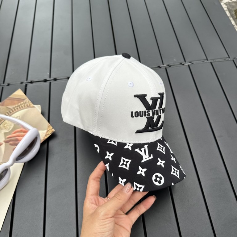 Classic Quotes LouiVuittonLV  Counter new Louis Vuitton Home Embroidered Baseball Caps, Simple and Generous Men and women universal sun hat.