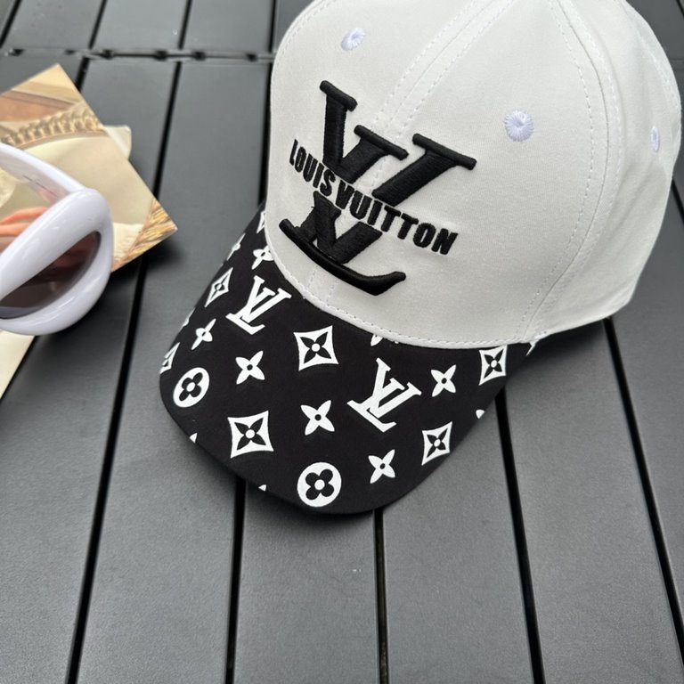 Classic Quotes LouiVuittonLV  Counter new Louis Vuitton Home Embroidered Baseball Caps, Simple and Generous Men and women universal sun hat.