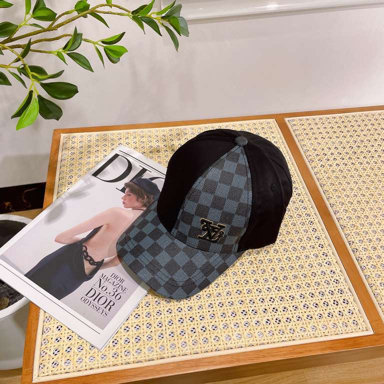 P on the new! Louis Vuitton LouisVuitton   new LV baseball cap, heavy construction   early spring collection of high-end atmosphere, versatile models   men and women!